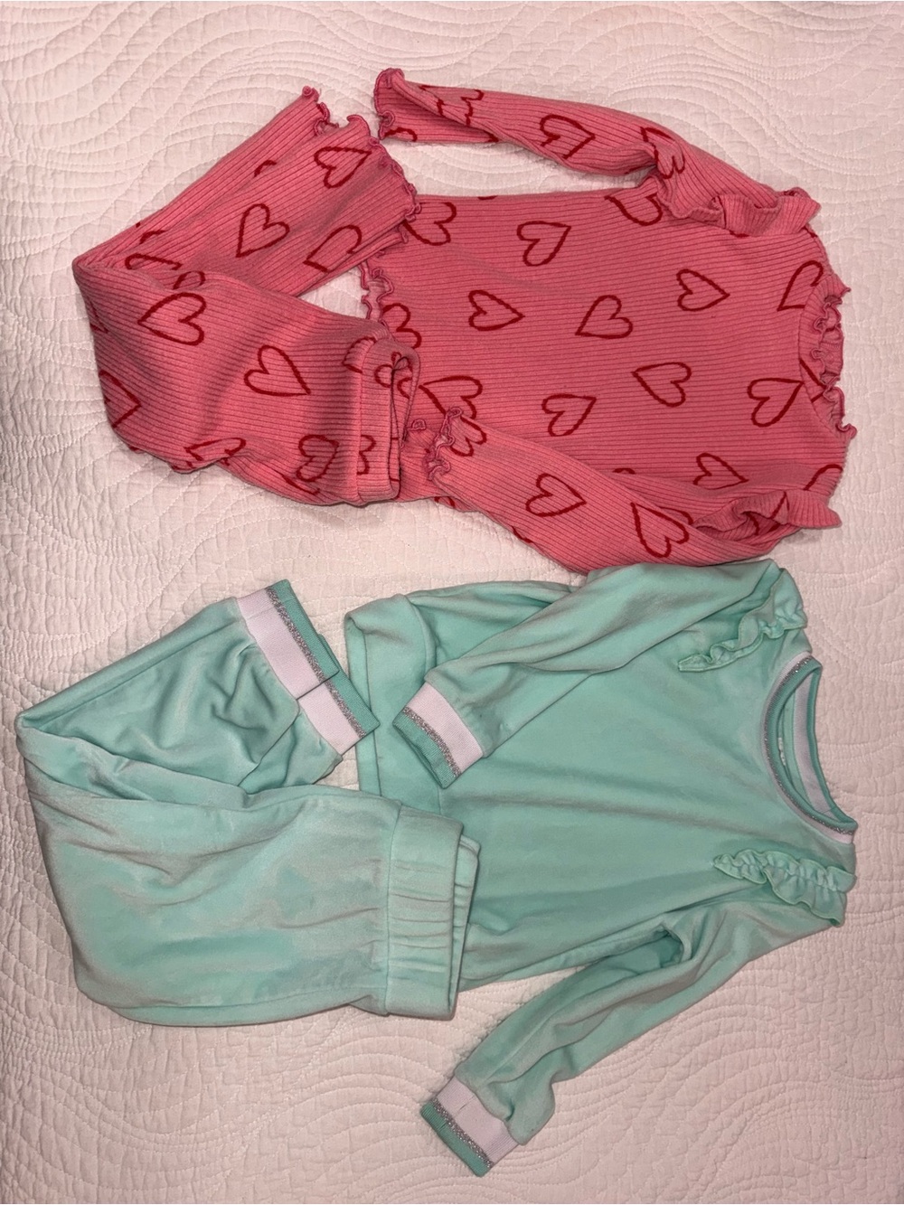 Old Navy Pink Ribbed Top with Red Heart Accents & Mint Ruffle Sleeve Set